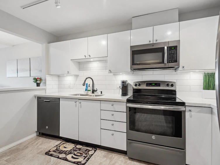403-5888 Dover Crescent, Richmond, BC, V7C 5R9 - 7
