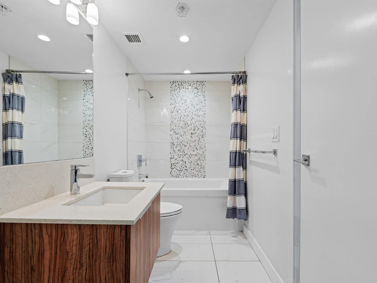 404-1283 Howe Street, Vancouver, BC, V6Z 0E3 - 15