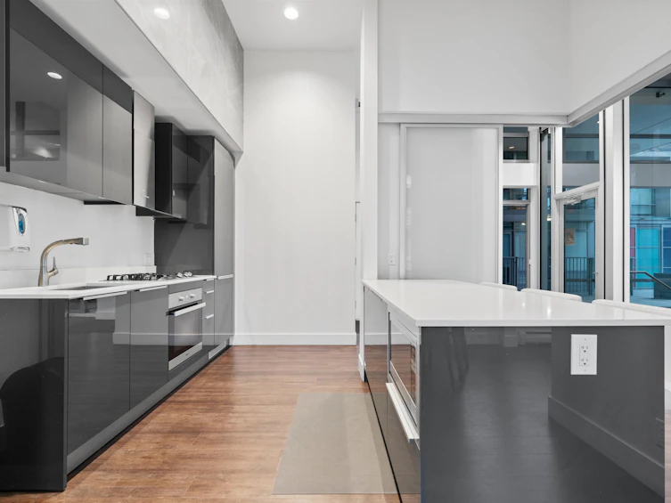 404-1283 Howe Street, Vancouver, BC, V6Z 0E3 - 3