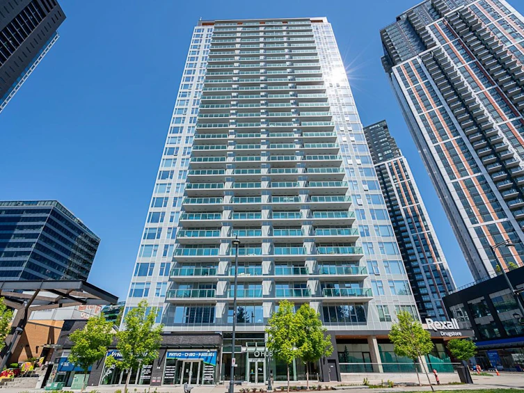 608-13655 Fraser Highway, Surrey, BC, V3T 0P8 - 2