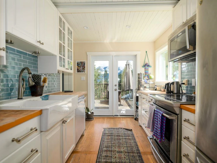 987 Dorman Road, Bowen Island, BC, V0N 1G1 - 6