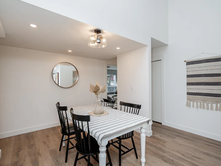 19422 61 Avenue, Surrey, BC, V3S 7L3 - 6