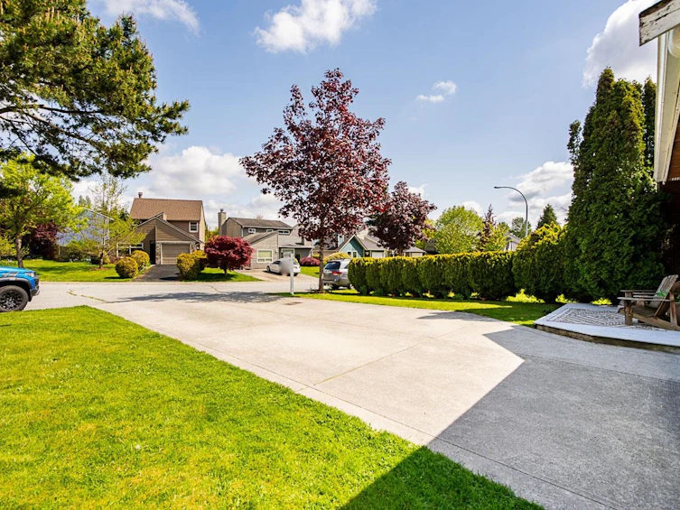 19422 61 Avenue, Surrey, BC, V3S 7L3 - 26