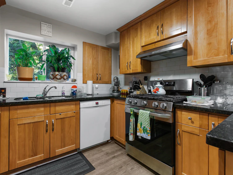 31709 Old Yale Road, Abbotsford, BC, V2T 2B6 - 25