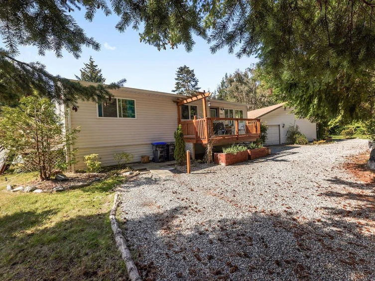 4385 Marble Road, Sechelt, BC, V7Z 0B1 - 34