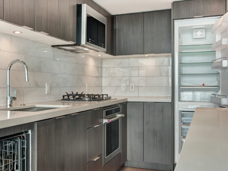 1801-8189 Cambie Street, Vancouver, BC, V6P 0G6 - 2
