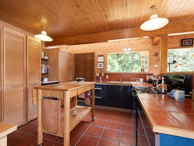 345 David Road, Bowen Island, BC, V0N 1G1 - 12