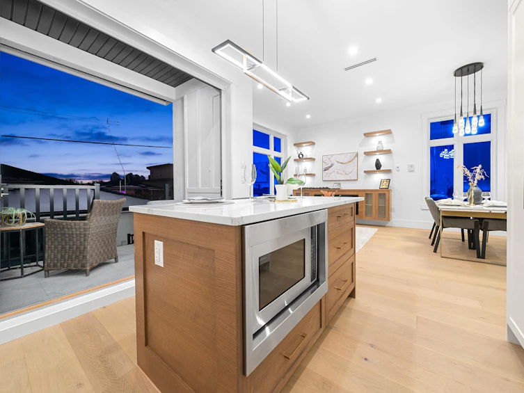 4990 Sherbrooke Street, Vancouver, BC, V5W 3M2 - 18