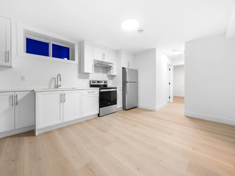 4990 Sherbrooke Street, Vancouver, BC, V5W 3M2 - 30