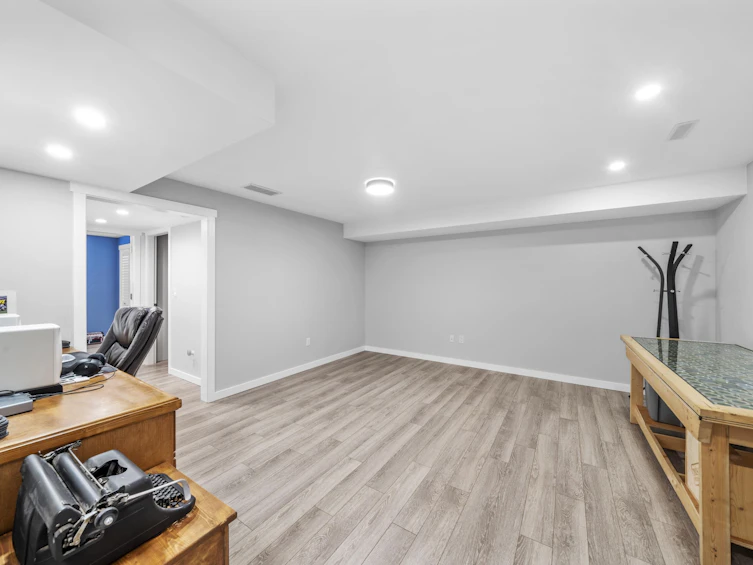 7044 179a Street, Surrey, BC, V3S 7S4 - 23