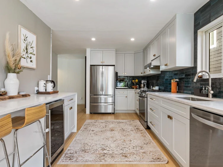 1110 Deep Cove Road, North Vancouver, BC, V7G 1S3 - 6