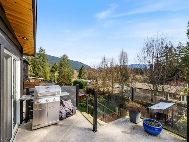 1110 Deep Cove Road, North Vancouver, BC, V7G 1S3 - 28