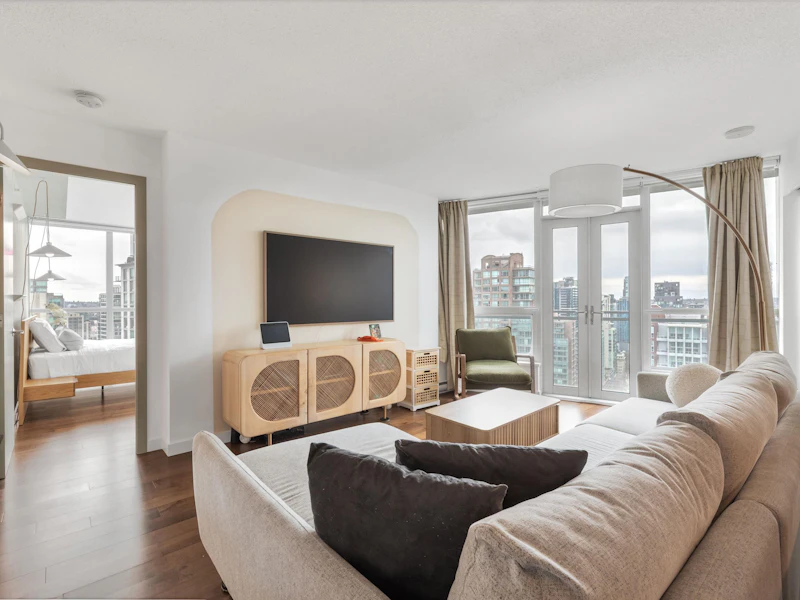 2406 - 833 Seymour Street, Vancouver BC V6B 0G4