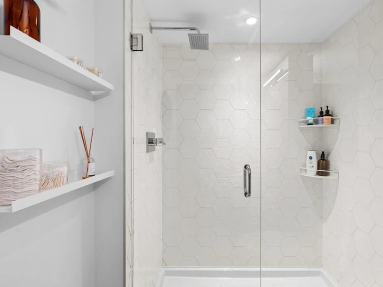 204-630 E Broadway Street, Vancouver, BC, V5T 0J1 - 20