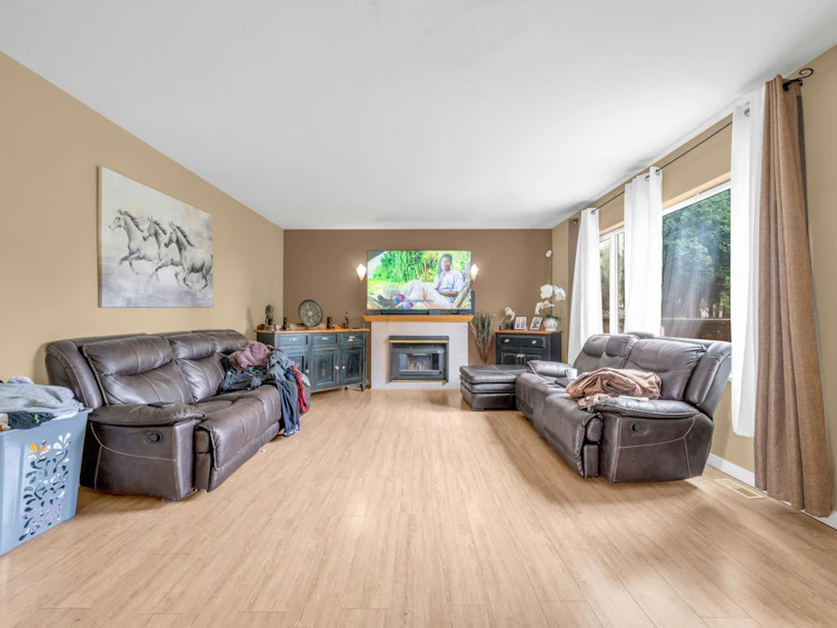 16339 92 Avenue, Surrey, BC, V4N 3C9 - 16