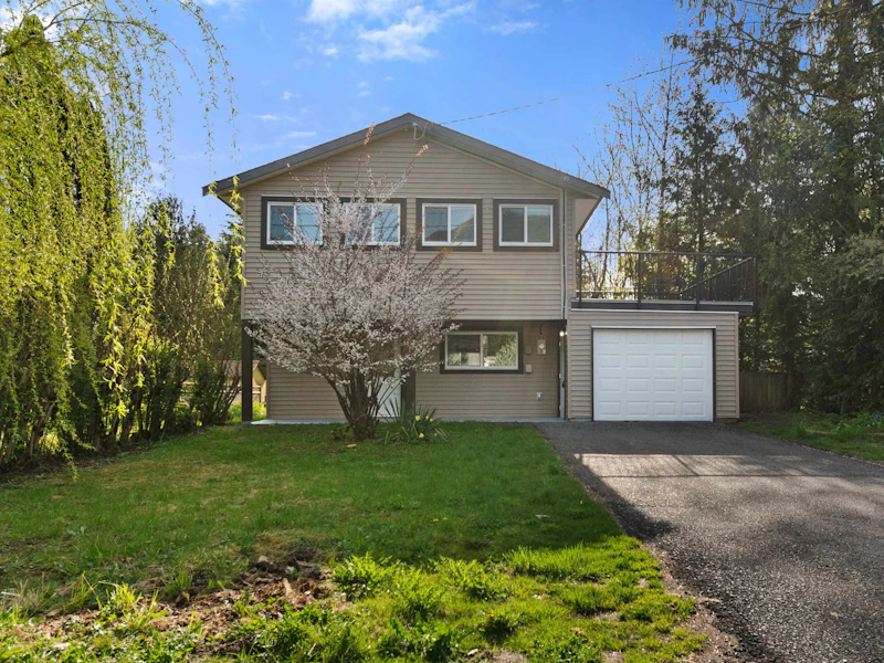 840 7th Avenue, Hope BC V0X 1L4