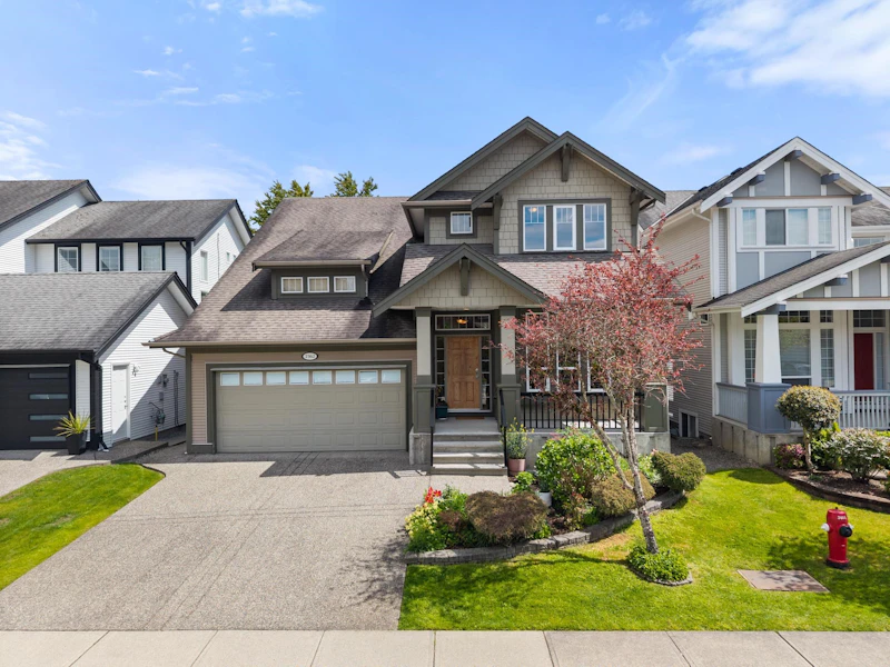 7362 200b Street, Langley BC V2Y 3G6