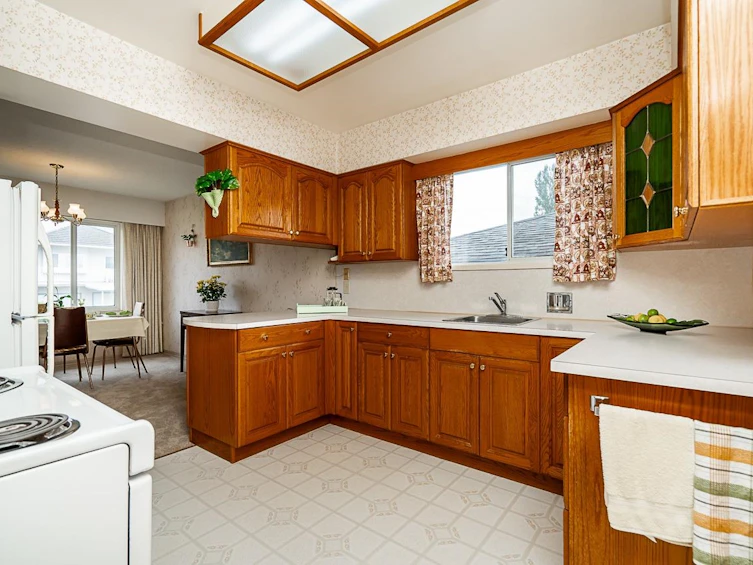 7766 Davies Street, Burnaby, BC, V3N 3H4 - 5