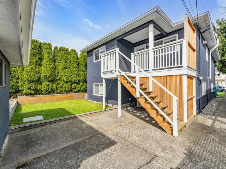 2942 E Georgia Street, Vancouver, BC, V5K 2K6 - 24