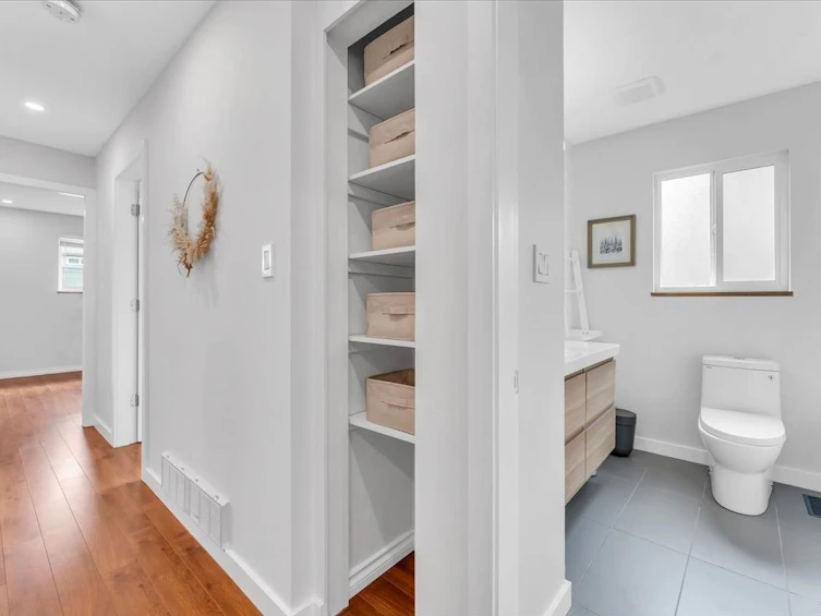 2942 E Georgia Street, Vancouver, BC, V5K 2K6 - 14