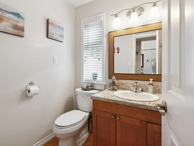 5825 Nancy Greene Way, North Vancouver, BC, V7R 4W6 - 11