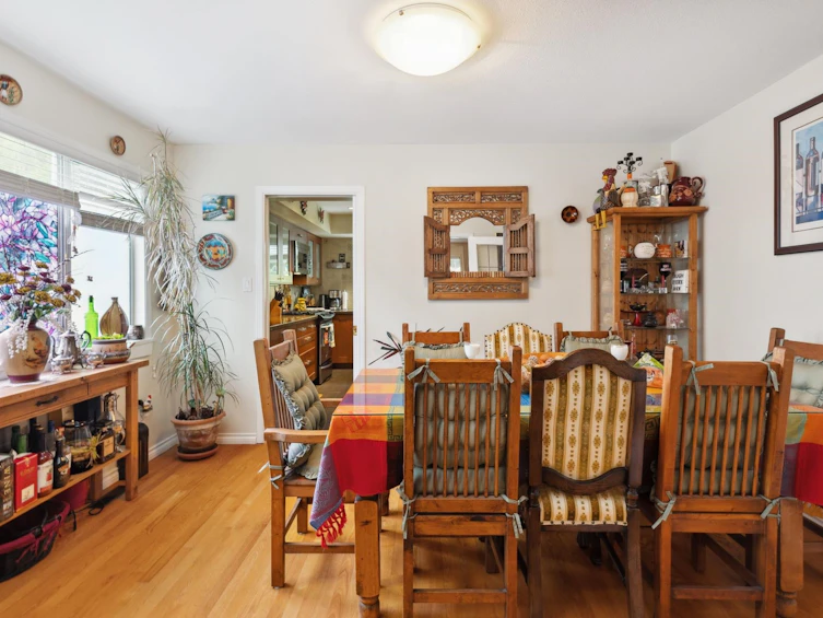 5825 Nancy Greene Way, North Vancouver, BC, V7R 4W6 - 4
