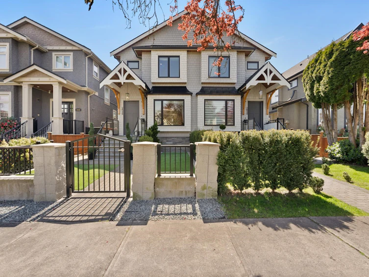 2848 W 23rd Avenue, Vancouver, BC, V6L 1P3 - 2