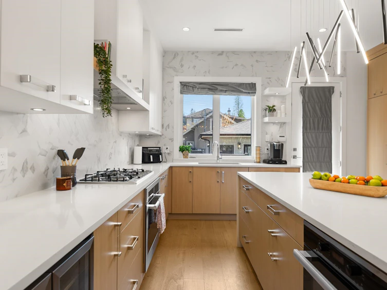 2848 W 23rd Avenue, Vancouver, BC, V6L 1P3 - 4
