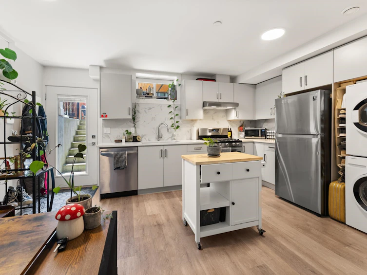 2848 W 23rd Avenue, Vancouver, BC, V6L 1P3 - 29