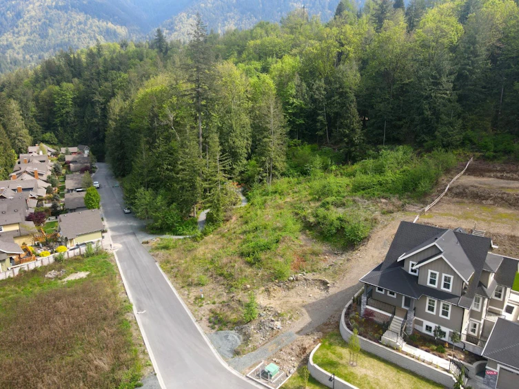 43384 Blue Grouse Lane, Columbia Valley, BC, V2R 0X8 - 8