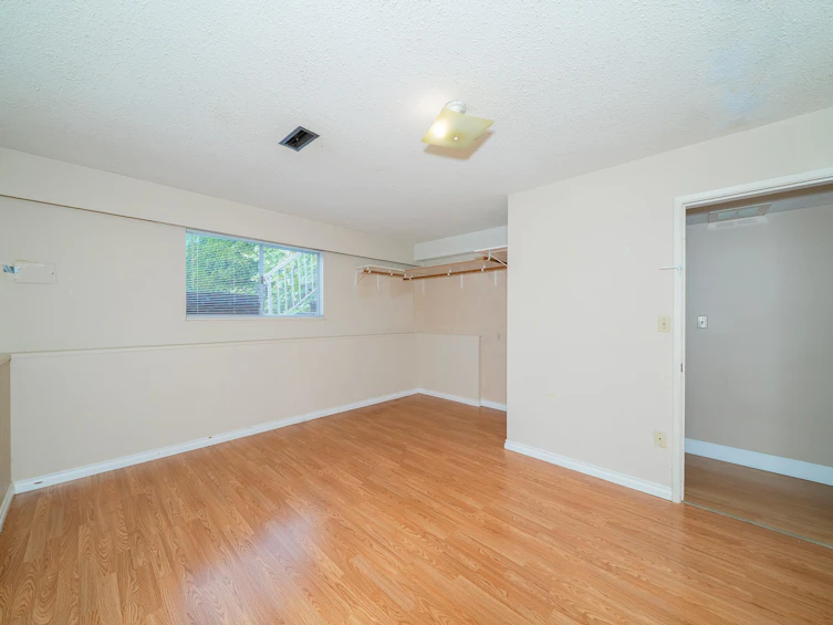 6651 Lochdale Street, Burnaby, BC, V5B 2M7 - 13