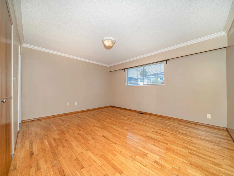 6651 Lochdale Street, Burnaby, BC, V5B 2M7 - 27