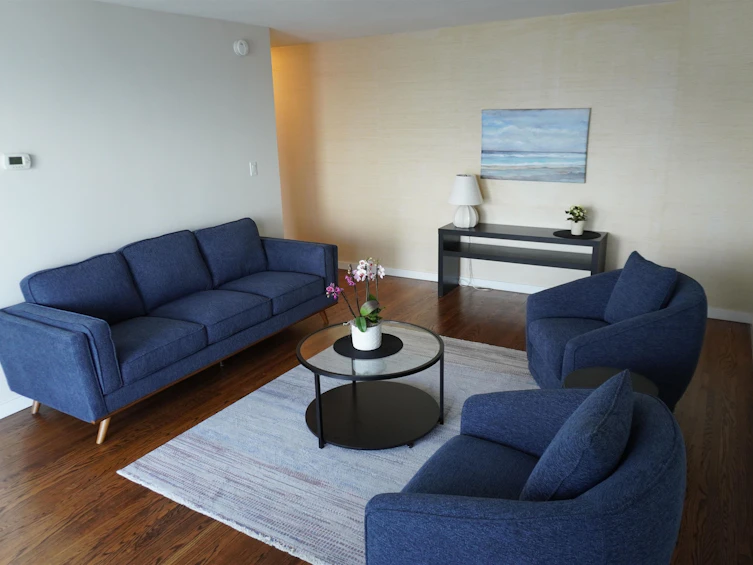 203-2246 Bellevue Avenue, West Vancouver, BC, V7V 1C6 - 8