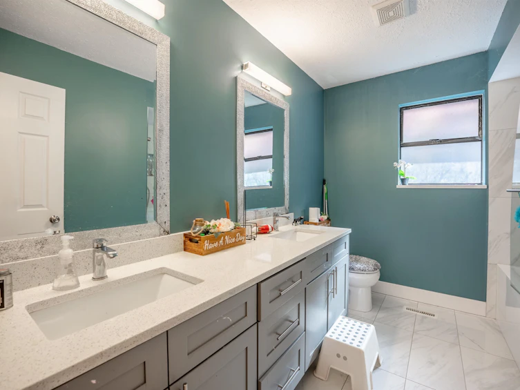 5535 Huckleberry Lane, North Vancouver, BC, V7R 4N9 - 16
