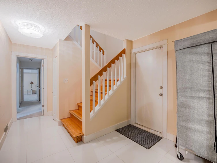 5535 Huckleberry Lane, North Vancouver, BC, V7R 4N9 - 24