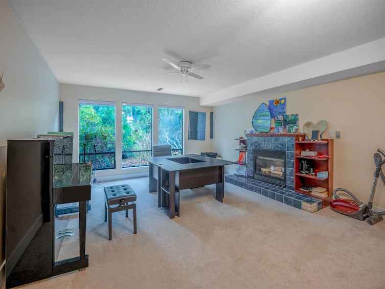 5535 Huckleberry Lane, North Vancouver, BC, V7R 4N9 - 25
