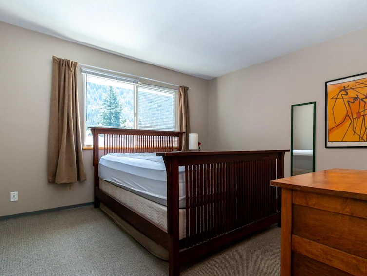 38227 Hemlock Avenue, Squamish, BC, V8B 0X1 - 10