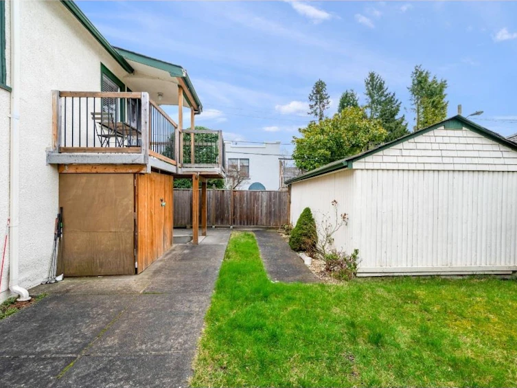 1258 Park Drive, Vancouver, BC, V6P 2J9 - 24