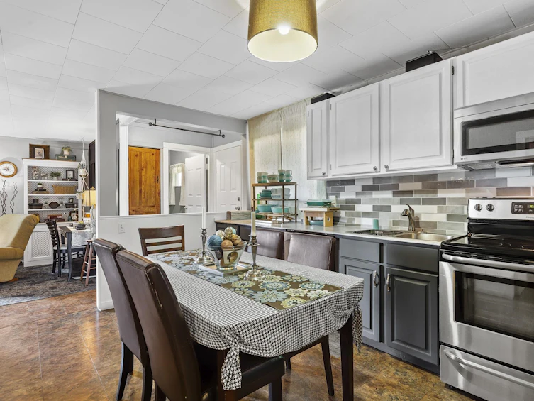 32715 Adams Avenue, Mission, BC, V2V 2S2 - 10