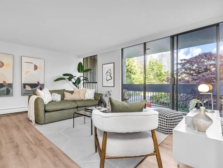 204-6689 Willingdon Avenue, Burnaby, BC, V5H 3Y8 - 6