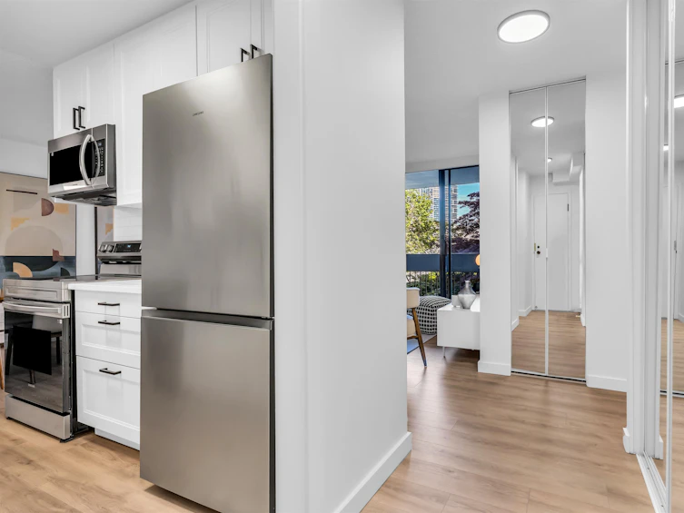 204-6689 Willingdon Avenue, Burnaby, BC, V5H 3Y8 - 10