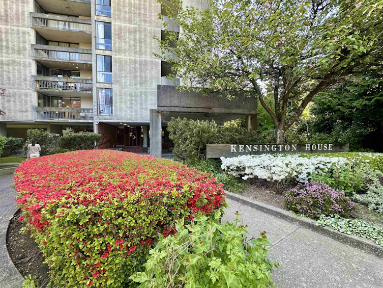 204-6689 Willingdon Avenue, Burnaby, BC, V5H 3Y8 - 11