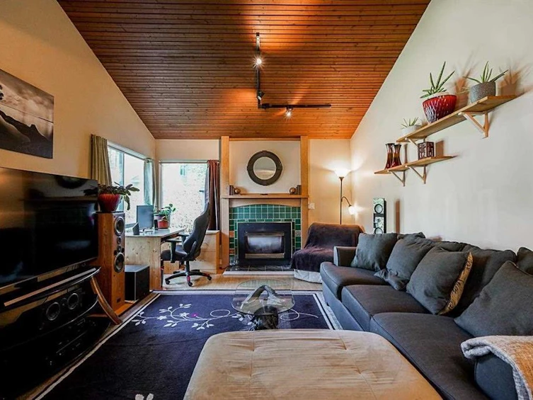 6058 E Greenside Drive, Surrey, BC, V3S 5M8 - 4