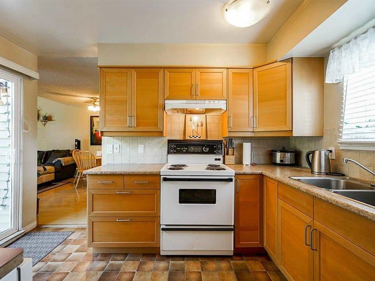 6058 E Greenside Drive, Surrey, BC, V3S 5M8 - 8