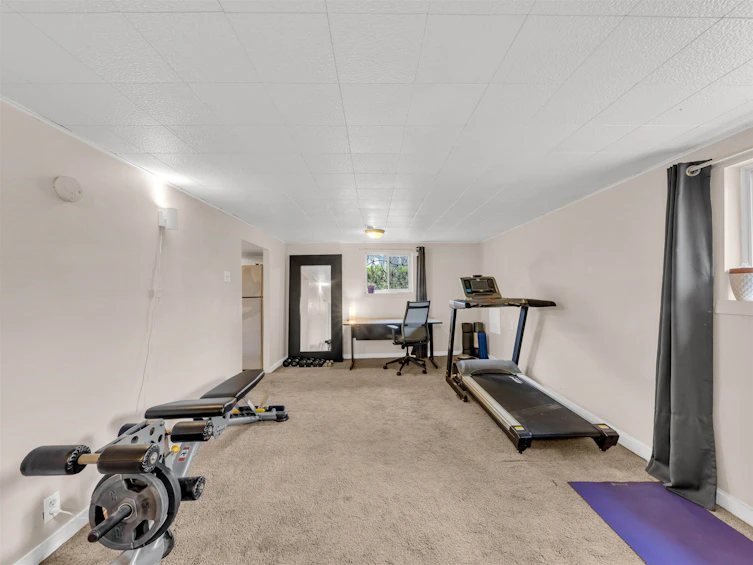 75 N Slocan Street, Vancouver, BC, V5K 3M1 - 26