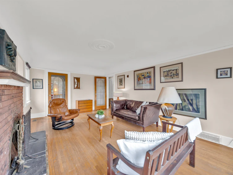 75 N Slocan Street, Vancouver, BC, V5K 3M1 - 8