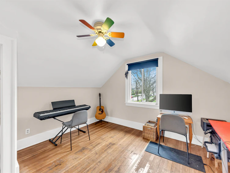 75 N Slocan Street, Vancouver, BC, V5K 3M1 - 25