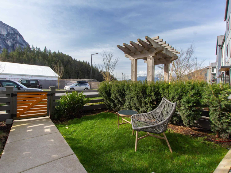 1334 Halyard Place, Squamish, BC, V8B 2A1 - 4