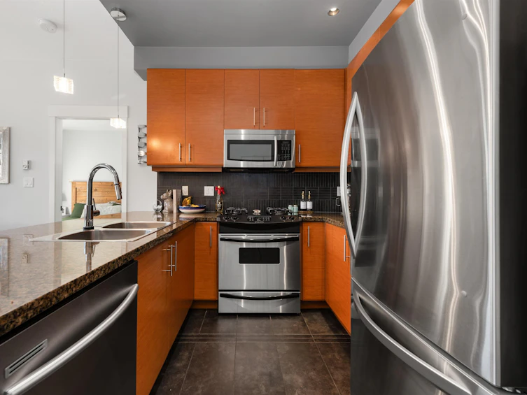 304-1704 56 Street, Delta, BC, V4L 2R2 - 4