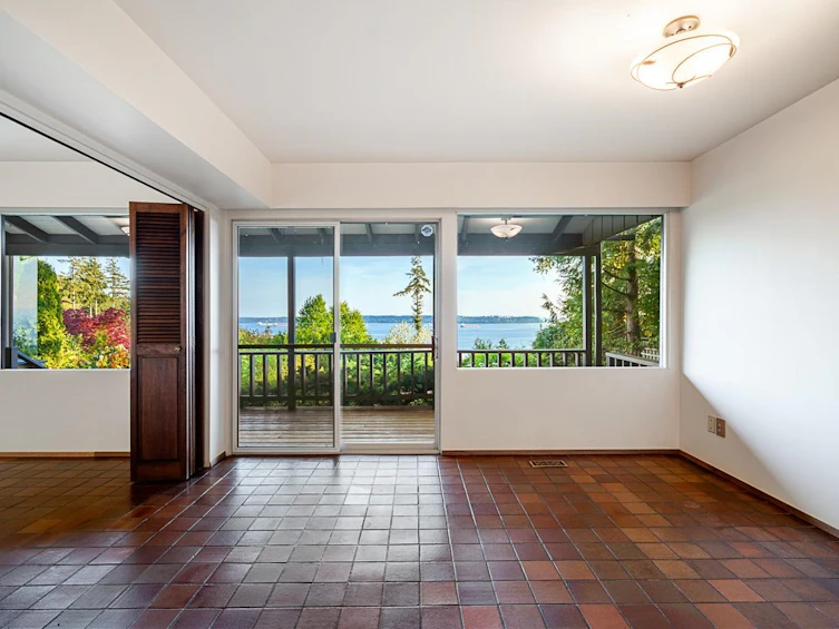 3898 Southridge Avenue, West Vancouver, BC, V7V 3J1 - 17